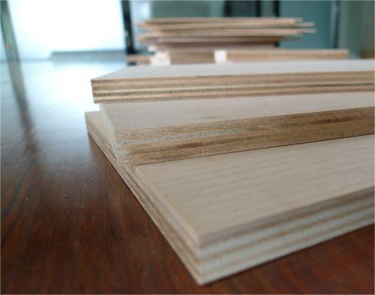 Plywood multilayer plate